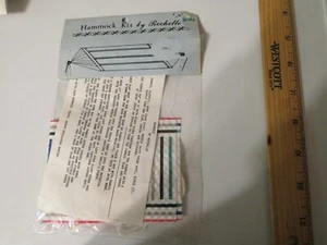 Kit de hamaca miniatura para casa de muñecas de Rochelle nuevo en paquete - Imagen 1 de 2