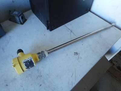 VEGA -- VEGASWING 63 NAMUR Vibrating level switch -- 550mm  - Image 1 of 4