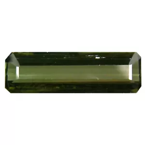 1,56 ct auffälliger Achteckschliff (14 x 4 mm) unbeheizt grüner Turmalin - Bild 1 von 1