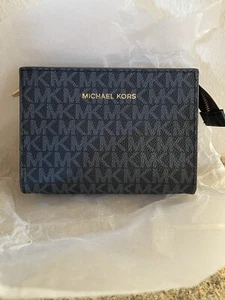 Michael Kors Cosmetics Bag in Small Size (Navy Blue Color) - Picture 1 of 5