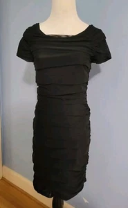 Love Moschino tailliert dehnbar Rüschen schwarz Cocktailkleid figurbetont Italien Gr. 6 - Bild 1 von 6