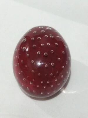 Pisapapeles de vidrio artístico rojo Lefton Bullicante de colección 2x3" forma de huevo etiqueta de lámina original Foto 1 de 4