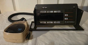 MOTOROLA MARATRAC CONTROL HEAD WITH MIC & MOUNTING BRACKET. UNTESTED. FREE SHIP! - Picture 1 of 3