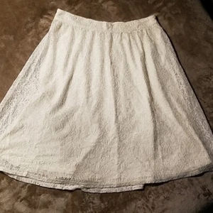 Abercrombie & Fitch A&F Cream Lace Skirt Sz M - Picture 1 of 5