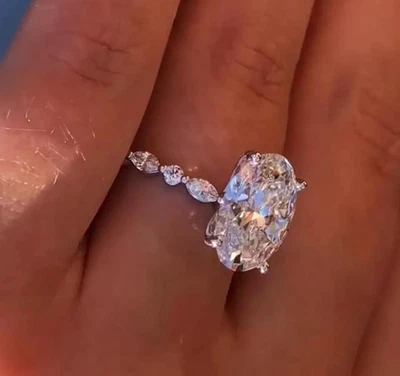 950 Platinum 4.00 ct Oval Cut IGI Certified Lab Grown Diamond Engagement Ring - Image 1 of 4