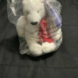 New Coca Cola Collectible Polar Bear Red White Scarf Black Nose 7" Plush 2007 - Picture 1 of 6