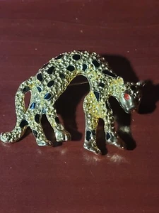 Gold Tone Leopard Cheetah Cat Brooch 2.25" x 1.5" - Picture 1 of 2
