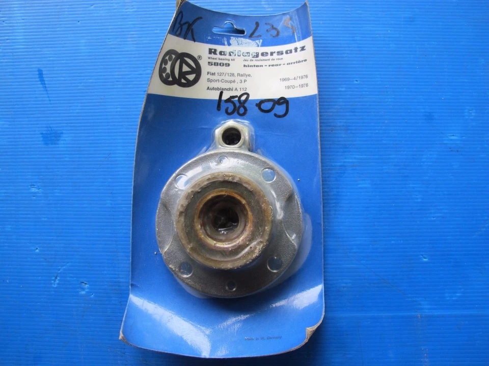 Kit Rear Wheel Bearing SKF for Autobianchi A112, Fiat 127, 128 Coupe - Image 1 of 1