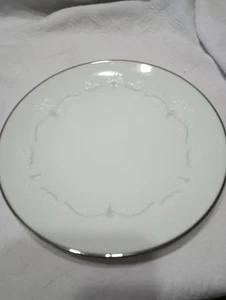 Noritake Whitebrook . Two Dinner Plates 10.5" - Picture 1 of 5