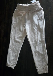 NWT The Children's PLACE CREAM Colored Sweatpants/joggers. Size 5/6 - Picture 1 of 2