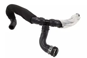 Genuine GM Heater Outlet Hose 84557790 - Picture 1 of 2
