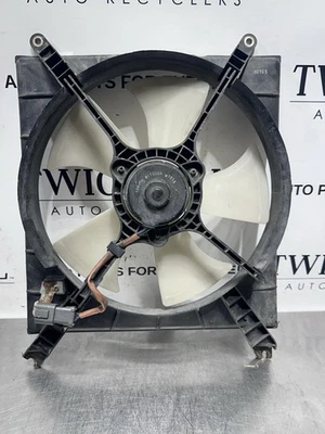 Radiador de pasajero derecho Vigor 1992-1994, conjunto de ventilador de refrigeración condensador OEM Foto 1 de 4