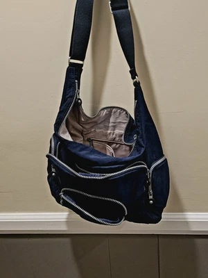 Bolsa tiracolo Kipling azul marinho grande EUROPA HB3122 - Imagem 1 de 4