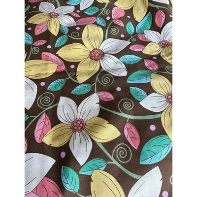 Fabric Traditions Floral Upholstery Fabric Large Print 2005  BTY - Image 1 of 3