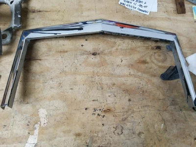 1985-1989 Lincoln Towncar Town Car Front Grill Grille Frame CHROME Trim OEM - Image 1 of 4