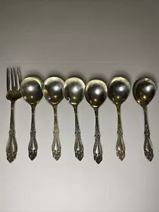 7 Wm Rogers Speciale Piatto Argento Zuppa Cucchiai Forchetta Vintage Festa Fantasia Downton - Foto 1 di 4