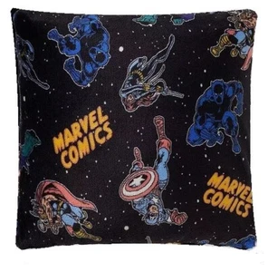 Almohadas superblandas de gran tamaño Marvel Comics Avengers (16" H x 16" W) - Imagen 1 de 1