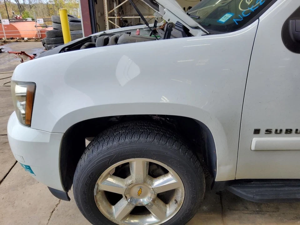 (SOLO RECOGIDA LOCAL) Guardabarros izquierdo del conductor se adapta a 07-14 SUBURBAN 1500 517243 Foto 1 de 1