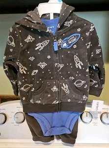 Carters 3 Piece Baby Boy Galaxy Size 6 M New - Picture 1 of 3