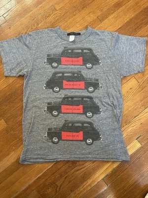 VINTAGE Y2K MARC JACOBS LONDON TAXI PRINT GRAY T-SHIRT SZ MEDIUM - Image 1 of 3