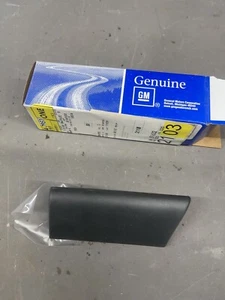 OEM 2000-2005 Chevrolet Impala Fender Trim Body Side Molding Monte Carlo Right - Picture 1 of 5