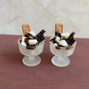 2 St. Maßstab 1:12 Puppenhaus Miniatur Schokolade Süßigkeiten Deko Lebensmittel - Bild 1 von 5