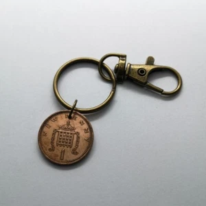 Keychain – 1 New Penny 1971 – Queen Elizabeth II – vintage bronze style - Picture 1 of 2