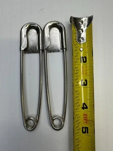 2er Set ~ Vintage großer Schlüsselanhänger große Sicherheitsnadel 5" für Wäschesack etc. - Bild 1 von 3
