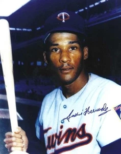 Signiertes 8x10 JACKIE HERNANDEZ Minnesota Twins handsigniertes Foto - COA - Bild 1 von 1