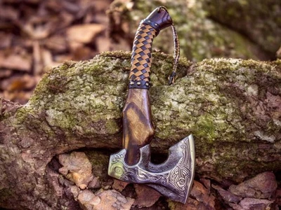 Hacha Vikinga Artesanal Hoja Grabada Nórdica Cuero Cubierta Madera Cuero Funda Foto 1 de 3