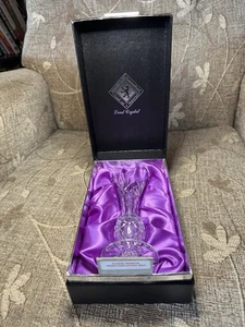 Edinburgh International Hand Cut Lead Crystal Vase with Box. - Picture 1 of 3