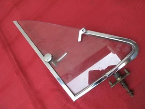 Jaguar Mark 2 Right Front Door Vent Frame Window 3.8 420 Glass & Hinge VERY NICE - Picture 1 of 13