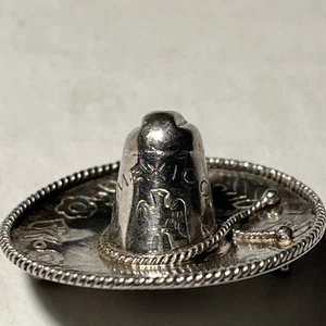 Spilla cappello sombrero vintage messicano argento sterling 925 spilla timbrata 4,8 grammi - Foto 1 di 11