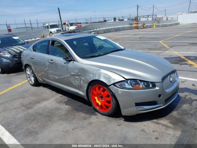 SLV HOOD 2012-2015 JAGUAR XF - Imagem 1 de 4