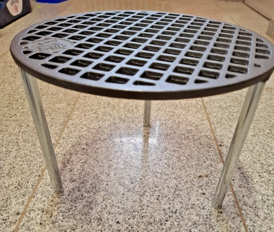 Dutch Oven Kochtopf Gusseisen Feuertopf Camping verschiedene Ausführungen Griff - Bild 1 von 3