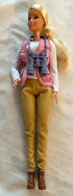 Barbie National Geographic Muñeca Entomóloga con Binoculares y Botas Conjunto Foto 1 de 3