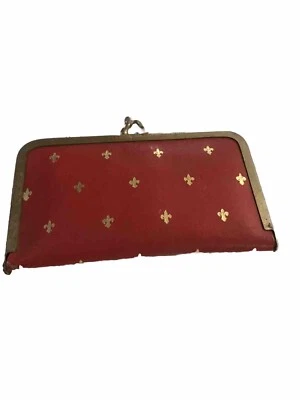 Vnt. 1950s red leather with gold fleur-de-lis manicure set Case 2 manicure tools - Image 1 of 2