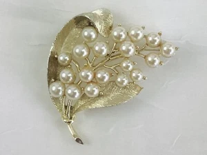 "Juego de broches de hojas LISNER imitación perla tono dorado claro 2"" prendedor clásico vintage" - Imagen 1 de 5