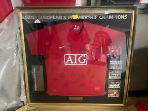 Camiseta de fútbol firmada por el Manchester United 07/08 The Dugout envío gratuito desde JP - Imagen 1 de 6