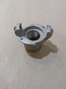 SB-1 STANDARD THREADED SANDBLAST TANK COUPLING 1 1/2” NPT CONNECTOR 753262 - Picture 1 of 3