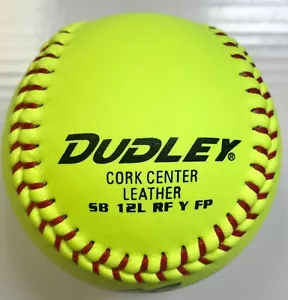 Neu 4er Set Dudley SB12 12" Fastpitch Softball - Bild 1 von 3