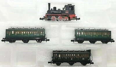 N Minitrix 2913 0-6-0 Switcher Locomotive DB 3-Passenger Set (Tested) #2 - Image 1 of 4