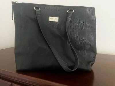 Boots N Bags Leather Handbag Black, nearly New! - Image 1 of 4