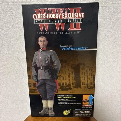 Cyber Hobby Exclusive WWII Friedrich Paulus 1/6 scale Figure Militaria Tracking - Image 1 of 4