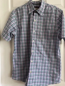 Van Heusen Short Sleeve Plaid Shirt Men's Size M 15-15.5 Button Classic Fit - Picture 1 of 4