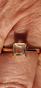White Sapphire Labcreated Princess Cut Solitaire Ring 10kt Solid Yellow Gold - Picture 1 of 12
