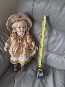DOLL very good condition ................freeee post.......... - Picture 1 of 4