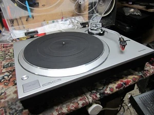 TECHNICS SL-1500C TURNTABLE - Picture 1 of 8