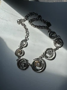 Rook + Crow by Patricia Locke Statement-Halskette silber- und goldfarben - Bild 1 von 18