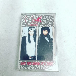Milli Vanilli Girl You Know It's True Cassette Tape 1989 Case Cracked music  - Picture 1 of 6